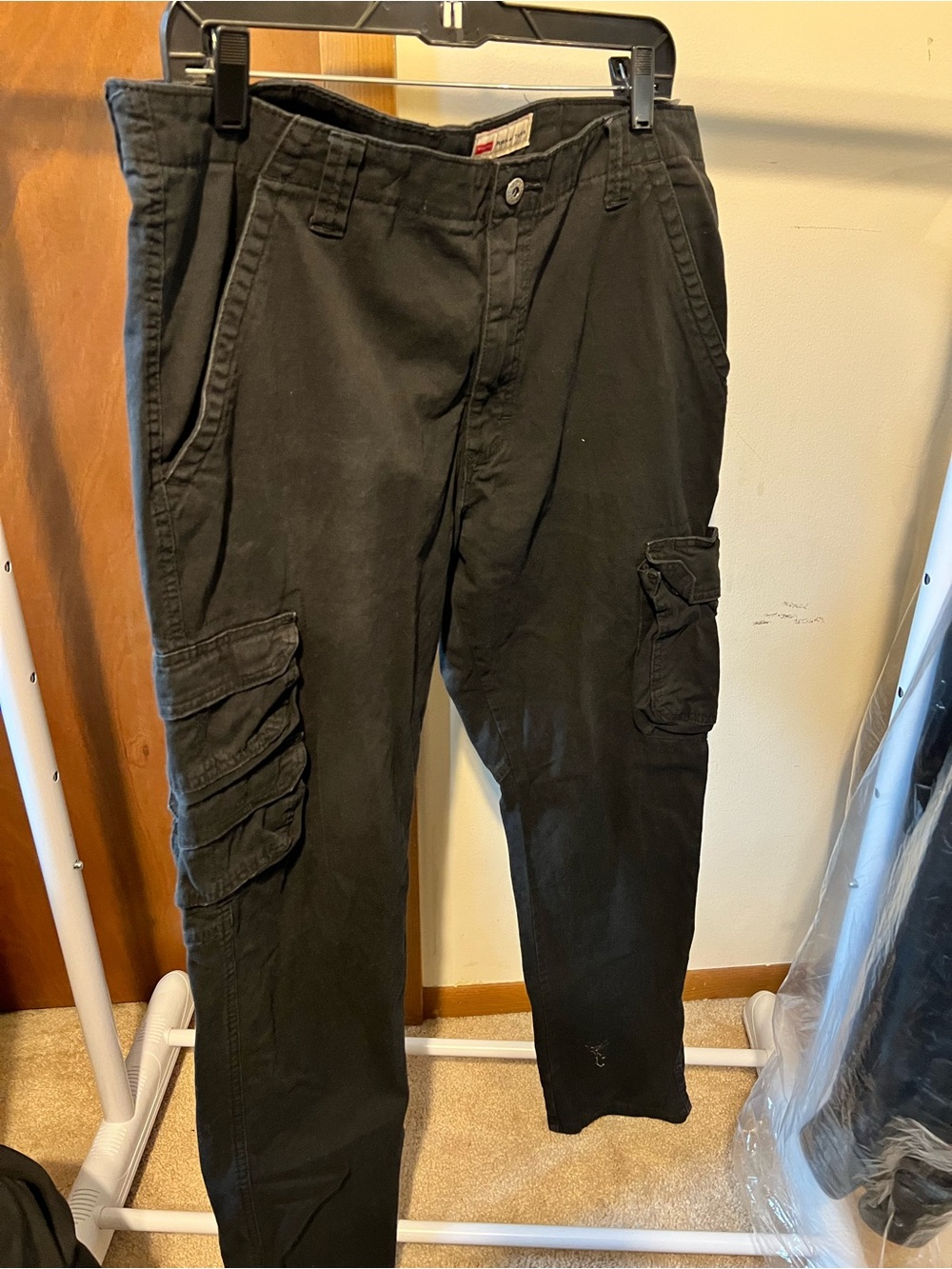 Wrangler Black Men's Cargo Pants with Utility Pockets